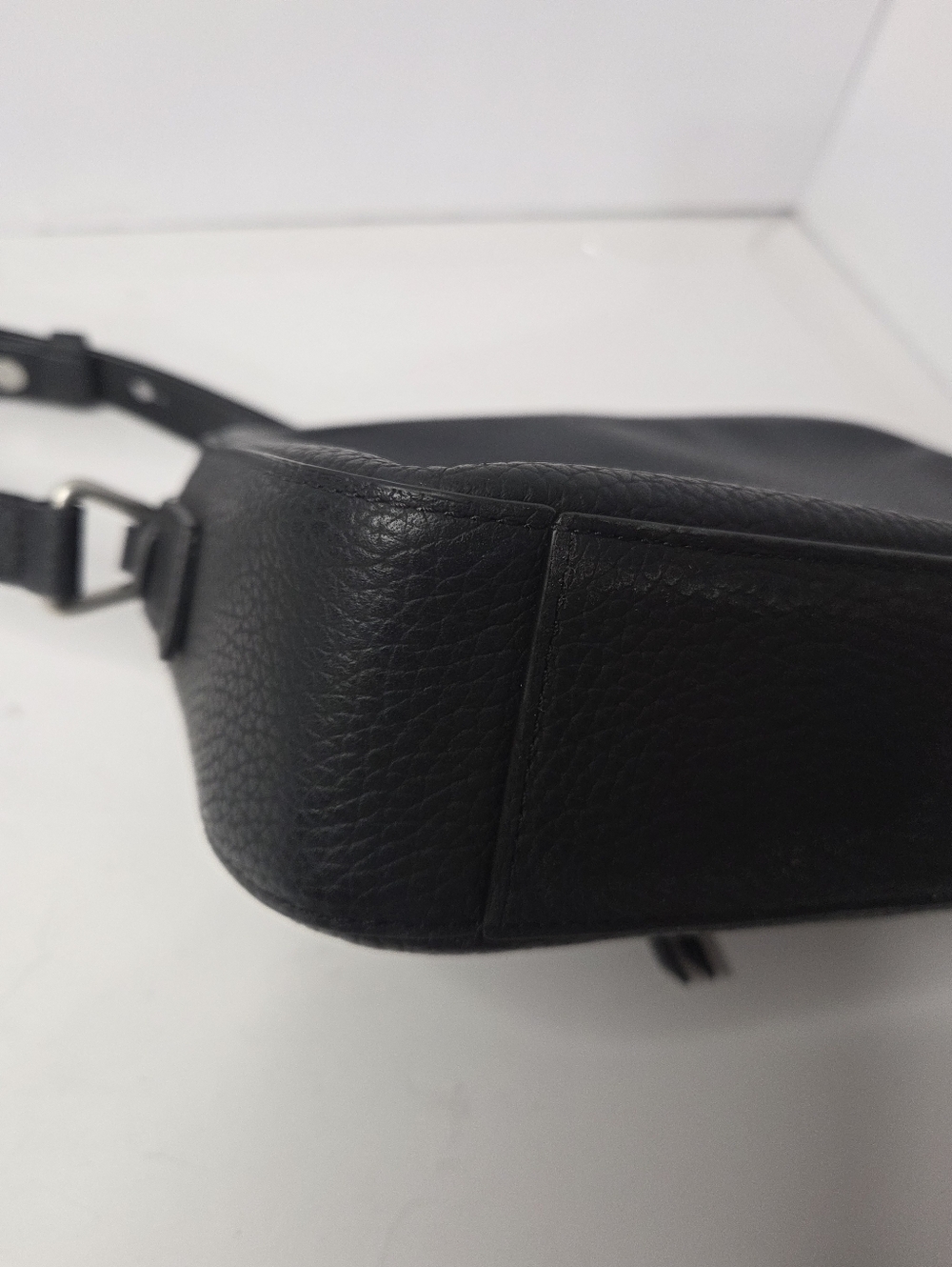 ALLSAINTS captain Black Pebbled Leather Crossbody Bag EUC minimalist classic - Picture 8 of 13